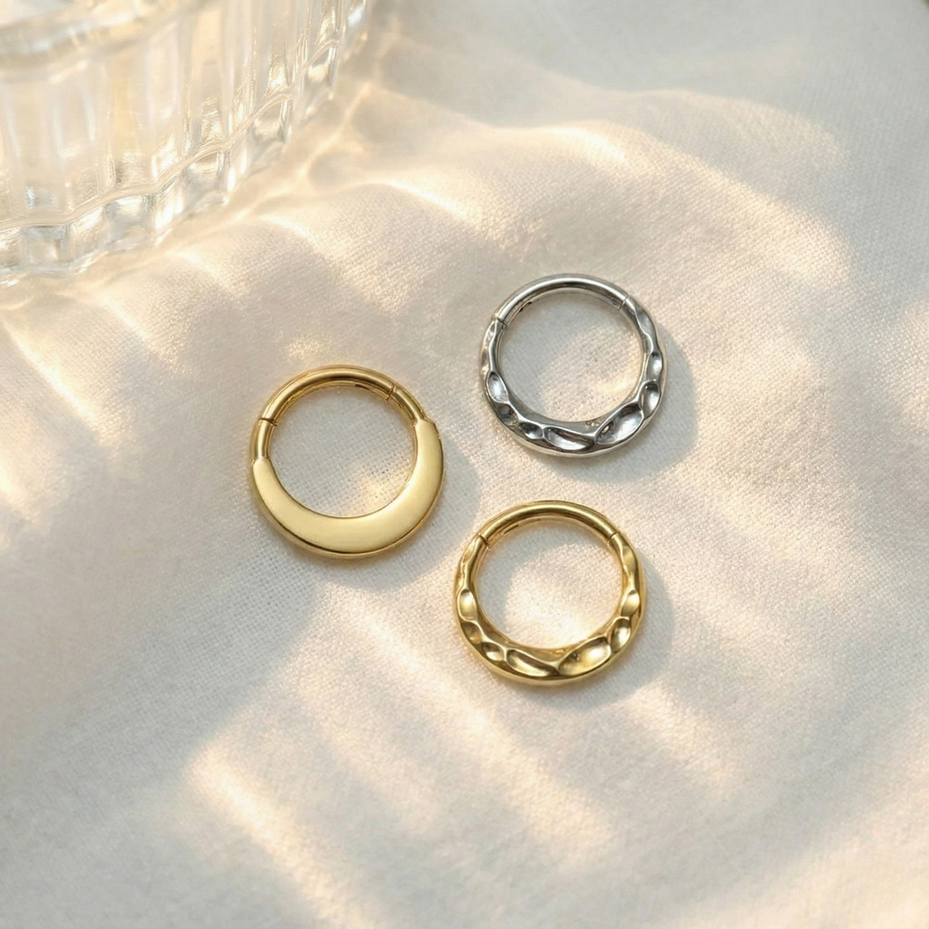 16G Hammered Titanium Clicker Hoop - Textured Hinged Ring for Septum, Daith & Rook