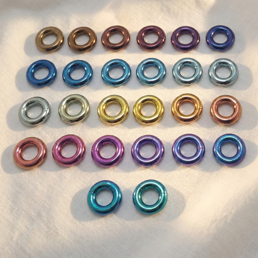 12g 10g 8g 6g Titanium Clicker - Large Gauge Hinged Hoop