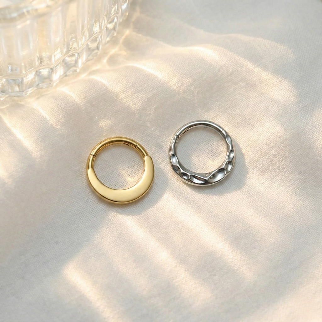 16G Hammered Titanium Clicker Hoop - Textured Hinged Ring for Septum, Daith & Rook