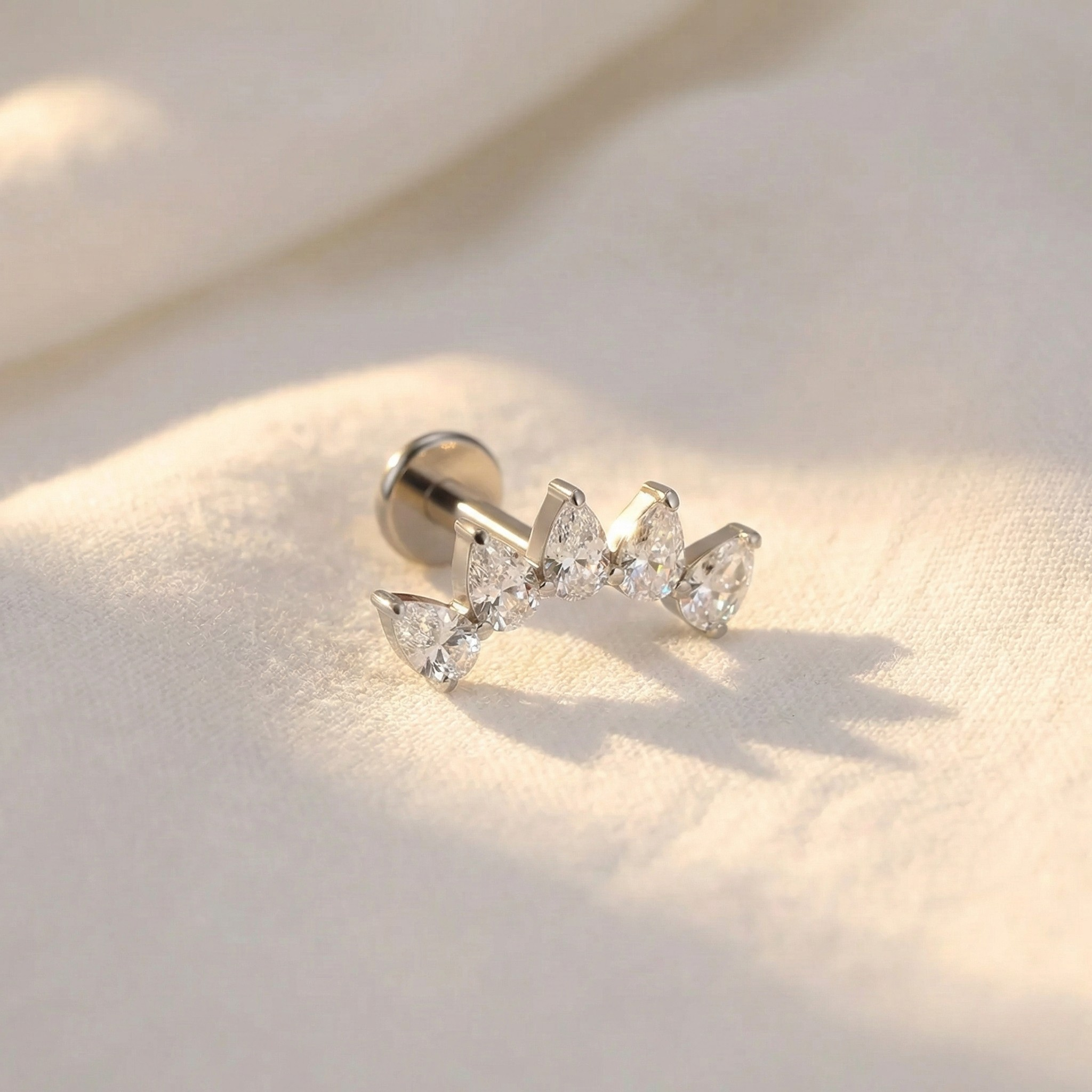 16G Titanium Fan Cluster - Pear CZ Helix & Conch Earring