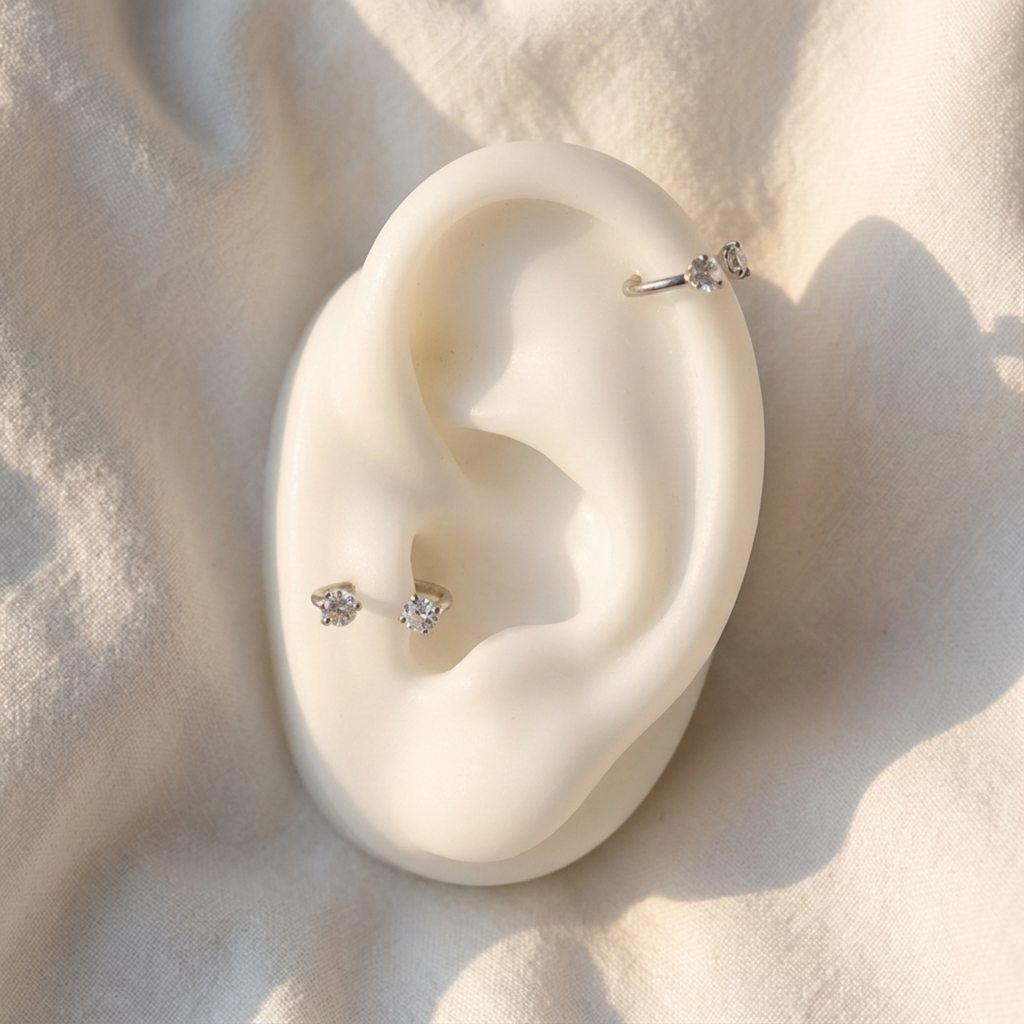 16G Titanium Septum Ring - CZ Horseshoe for Daith & Tragus