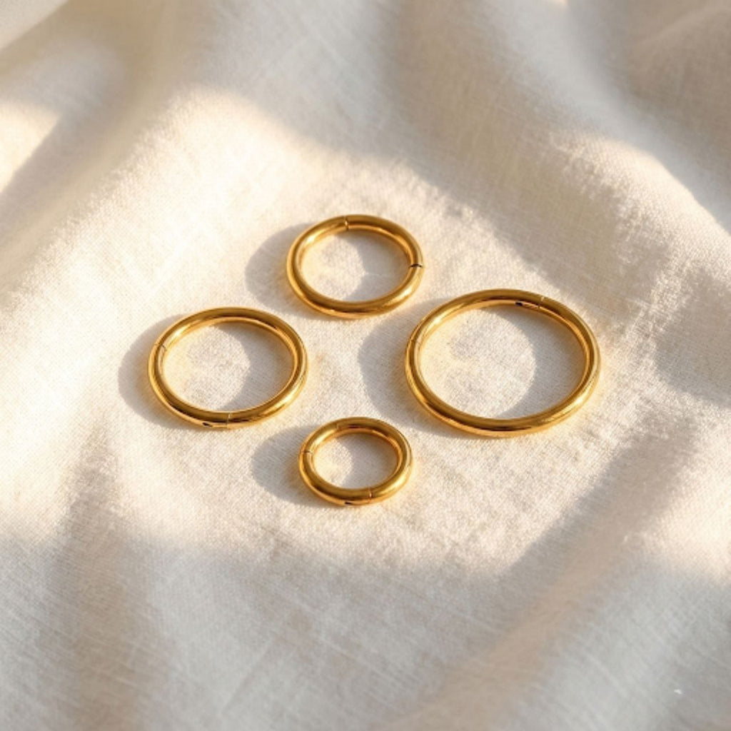 ASTM F136 Titanium Hinged Clicker Hoop (16G, 18G, 20G)